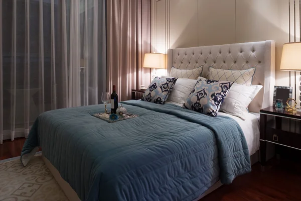 Modern  bedroom luxury decoration