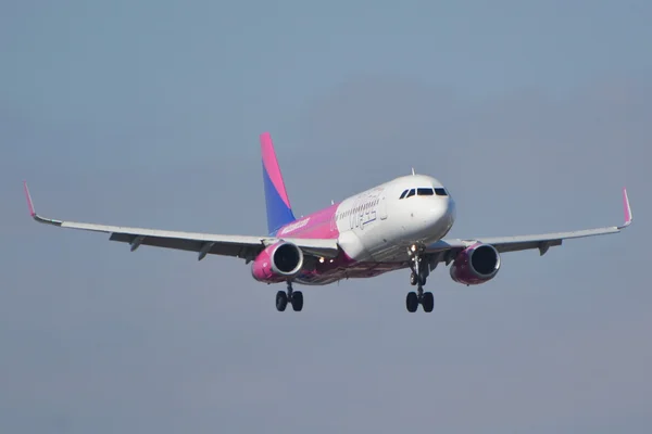 Wizzair plane in new painting