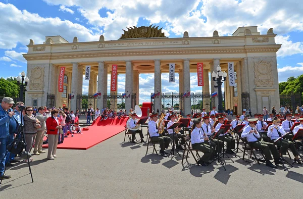 MOSCOW, RUSSIA - 12.06.2015. Military orchestra in Gorky Park during the celebration of the Day of Russia