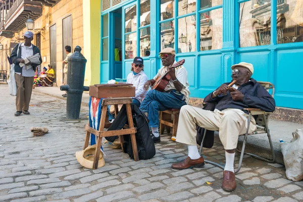 Senior cuban men playing traditional music in Havana