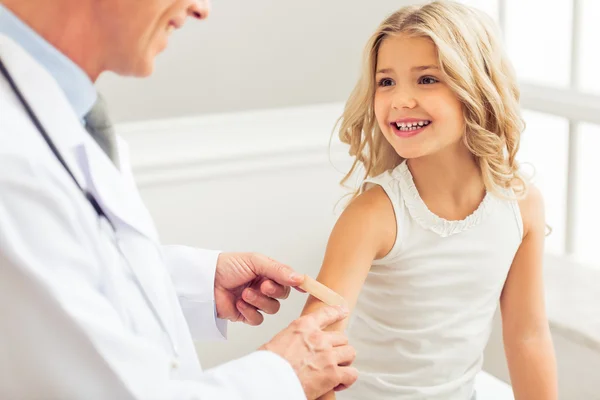 Little girl and pediatrician