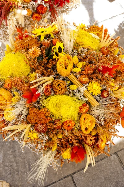 Dried bouquets, market in Nyons, Rhone-Alpes, France