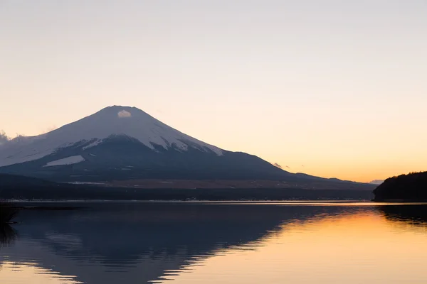 Mountain Fuji and lake at evening