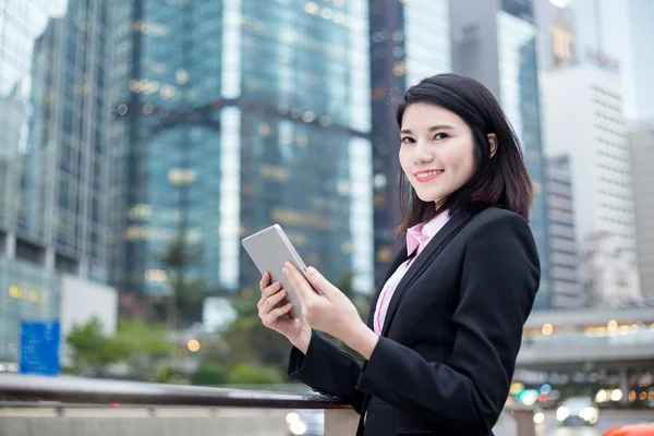 Young asian businesswoman in business suit