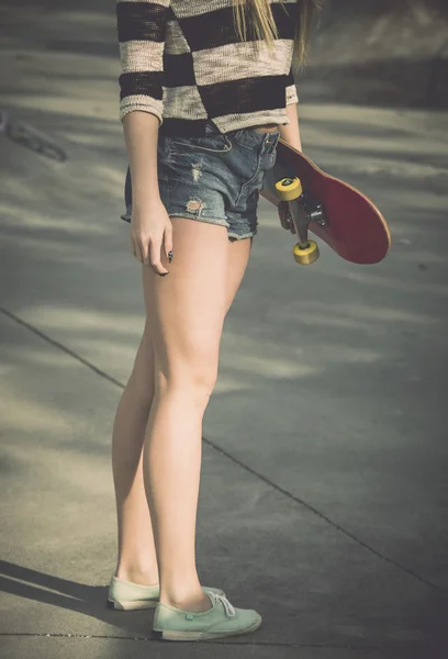 Sexy Skater Girl
