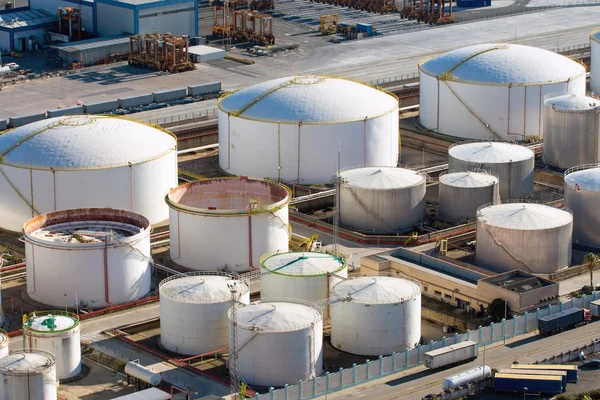 Gas storage tanks