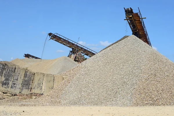 A pile of washed river gravel