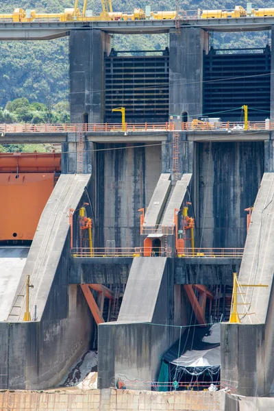 Dam and power plant at Baños, Ecuador