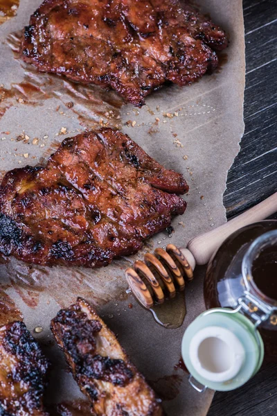 Grilled pork in sticky chinese glaze with maple sirup