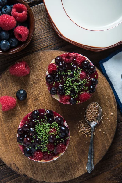 Winter berry fruits cheesecake with pistachio