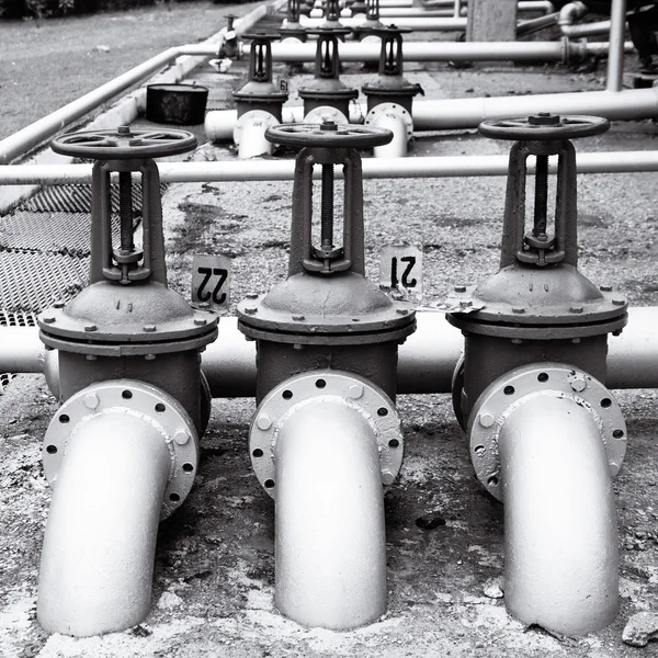 Oil and gas pipe line valves