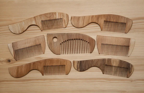 Set of wooden combs