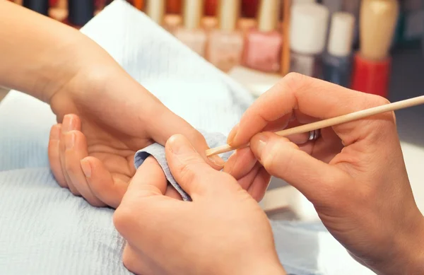 Preparing nails for manicure