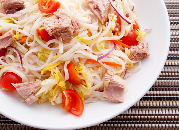 Rice noodle salad with tuna fish