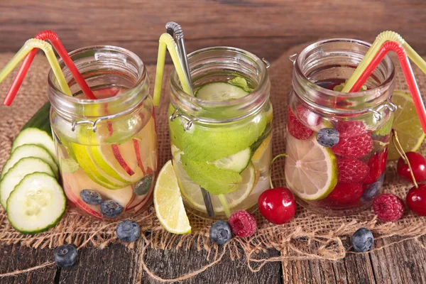 Detox water with different tastes