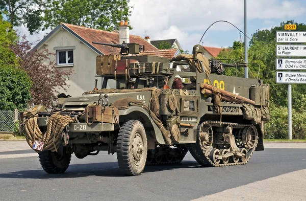 Halftrack armoured vehicle