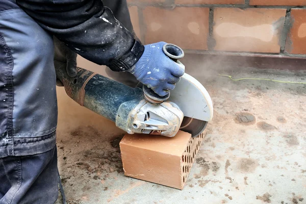 Dust from Cutting Concrete with a Circular Saw