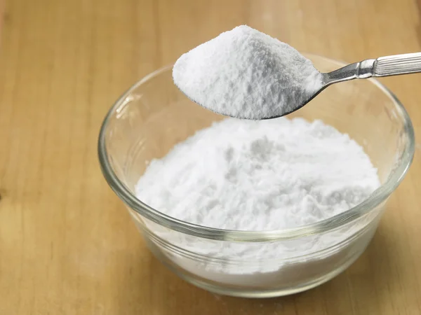 White baking soda