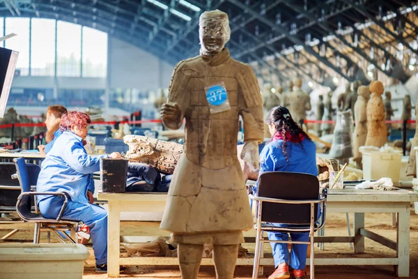 Archaeologists working at excavation of the Terracotta Army