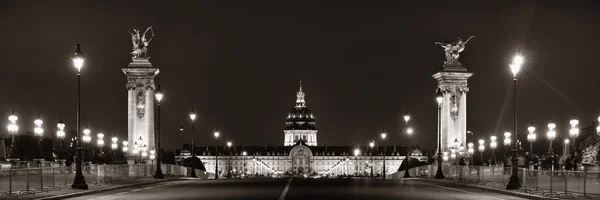 Alexandre III bridge night view