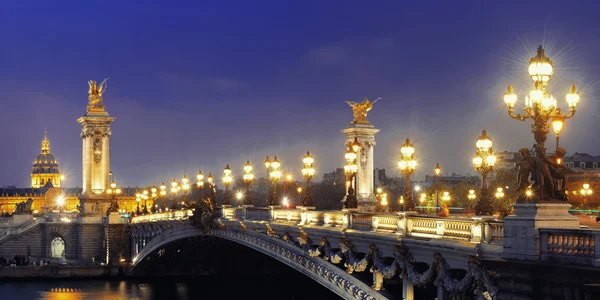 Alexandre III bridge night view