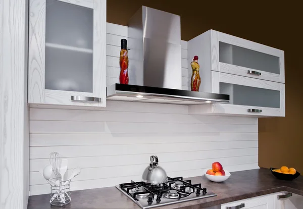 Volledige keuken met tegelvloer — stockfoto © iriana88w #76499719