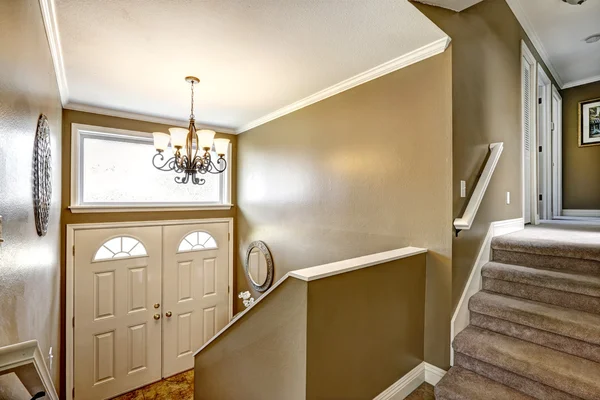 Entrance hallway with staircase