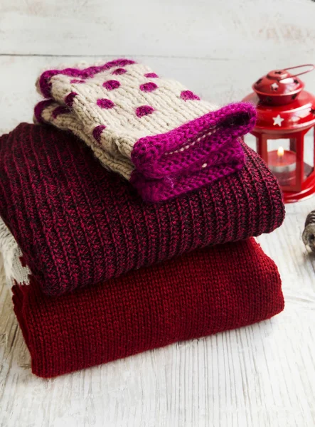 Cozy Woolen Sweaters and Hand Warmers for Winter Time