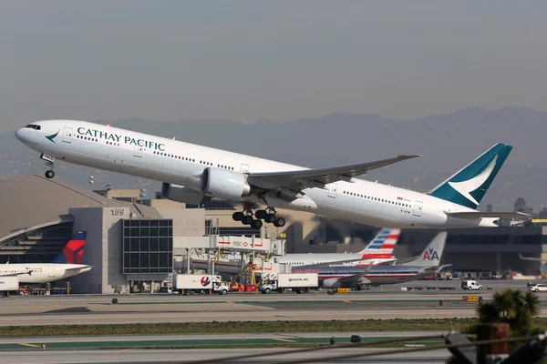 Cathay Pacific Boeing 777-300 airplane