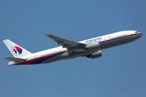 Malaysia Airlines Boeing 777-200 sister aircraft of crashed plan