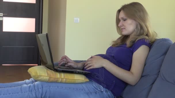 Pregnant camgirls Pregnant camgirls