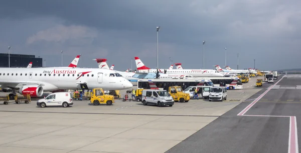 Austrian Airlines  preparing for take-off in Vienna airport