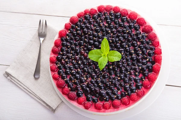 Sweet cake with currant