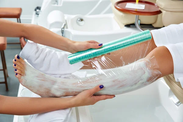 Pedicure nourishing mask legs cling film wrap