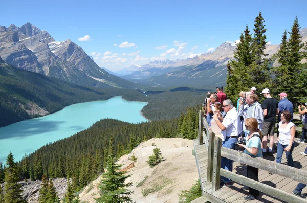 加拿大,沛托湖 - 图库社论照片 lmel900 #62932