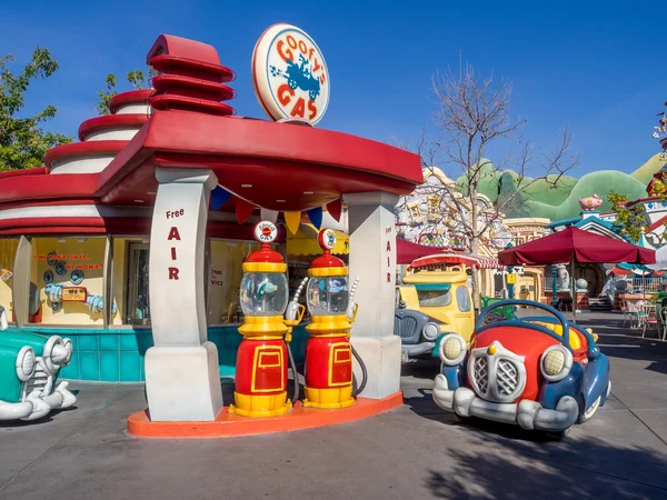 Goofy's Gas at Toontown, Disneyland