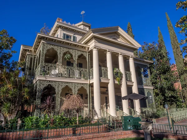 Facade of the Haunted Mansion ride at the Disneyland Park