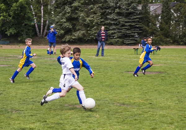 Teens play football in E-Class league, Niederjosbach - BSC Schwa