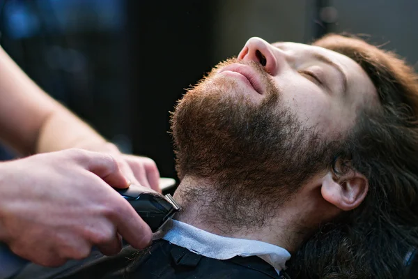 Man\'s face at the barber\'s