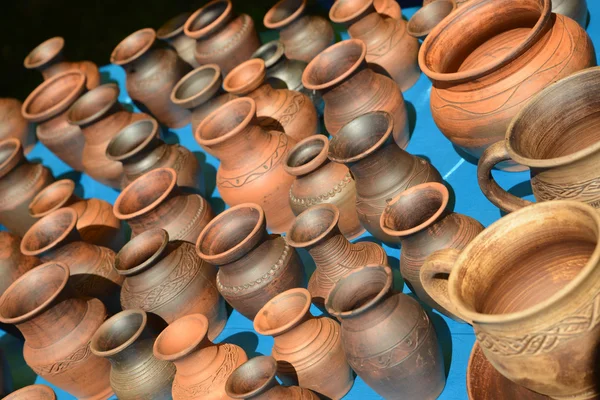 Sale of ceramic ware at fair of national creativity