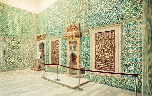 Colorful tiled walls of 16th century masterpiece inside Topkapi palace, UNESCO World Heritage Site
