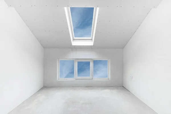 Empty unfinished interior (includes clipping path)