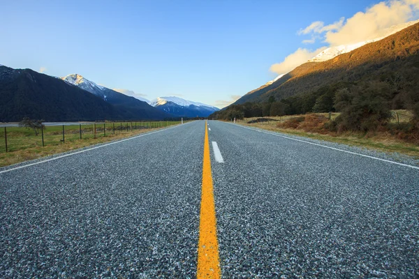 Beautiful scenic of asphalt highways of mount aspiring national