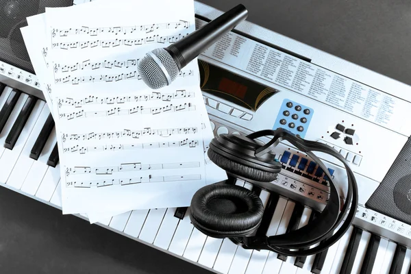 Headphones with music notes