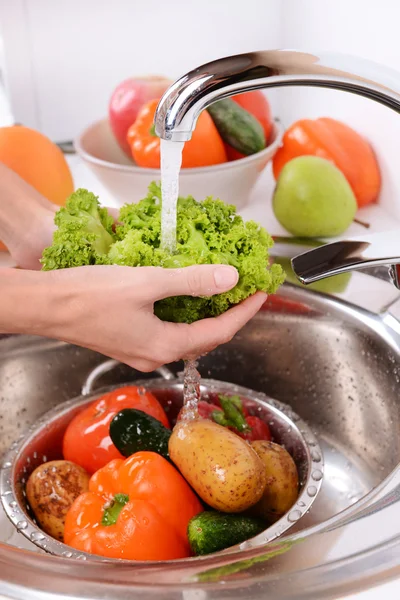 Washing fruits and vegetables