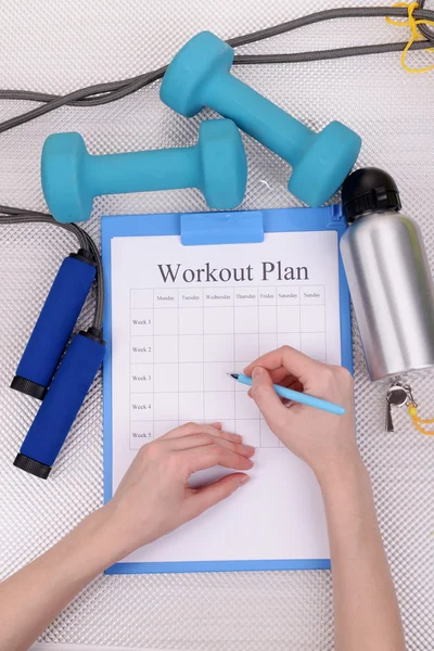Trainer amounts to workout plan