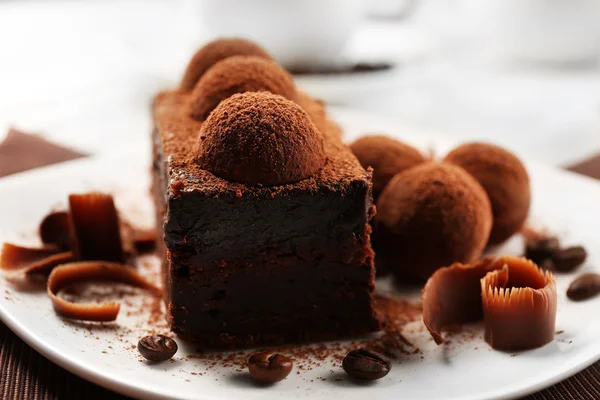 Chocolate cake with truffle