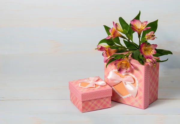 Decorative gift box with flower