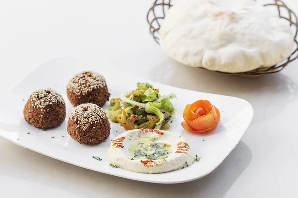 Falafel hummus houmus starter snack food mezze platter