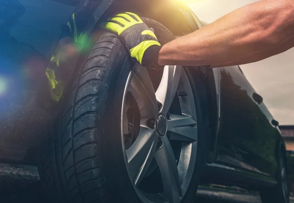 Flat Tire Replacing